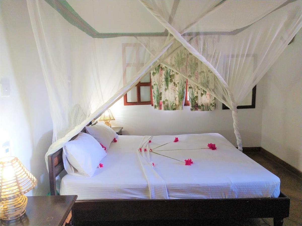 Karibuni Jeds Villas 85 & 86 Mambrui Ngoại thất bức ảnh