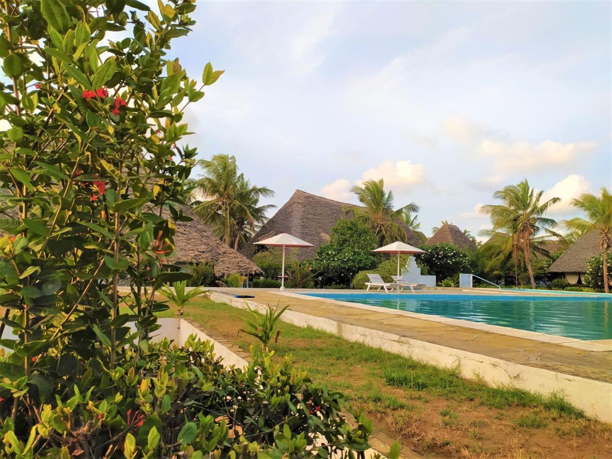 Karibuni Jeds Villas 85 & 86 Mambrui Ngoại thất bức ảnh