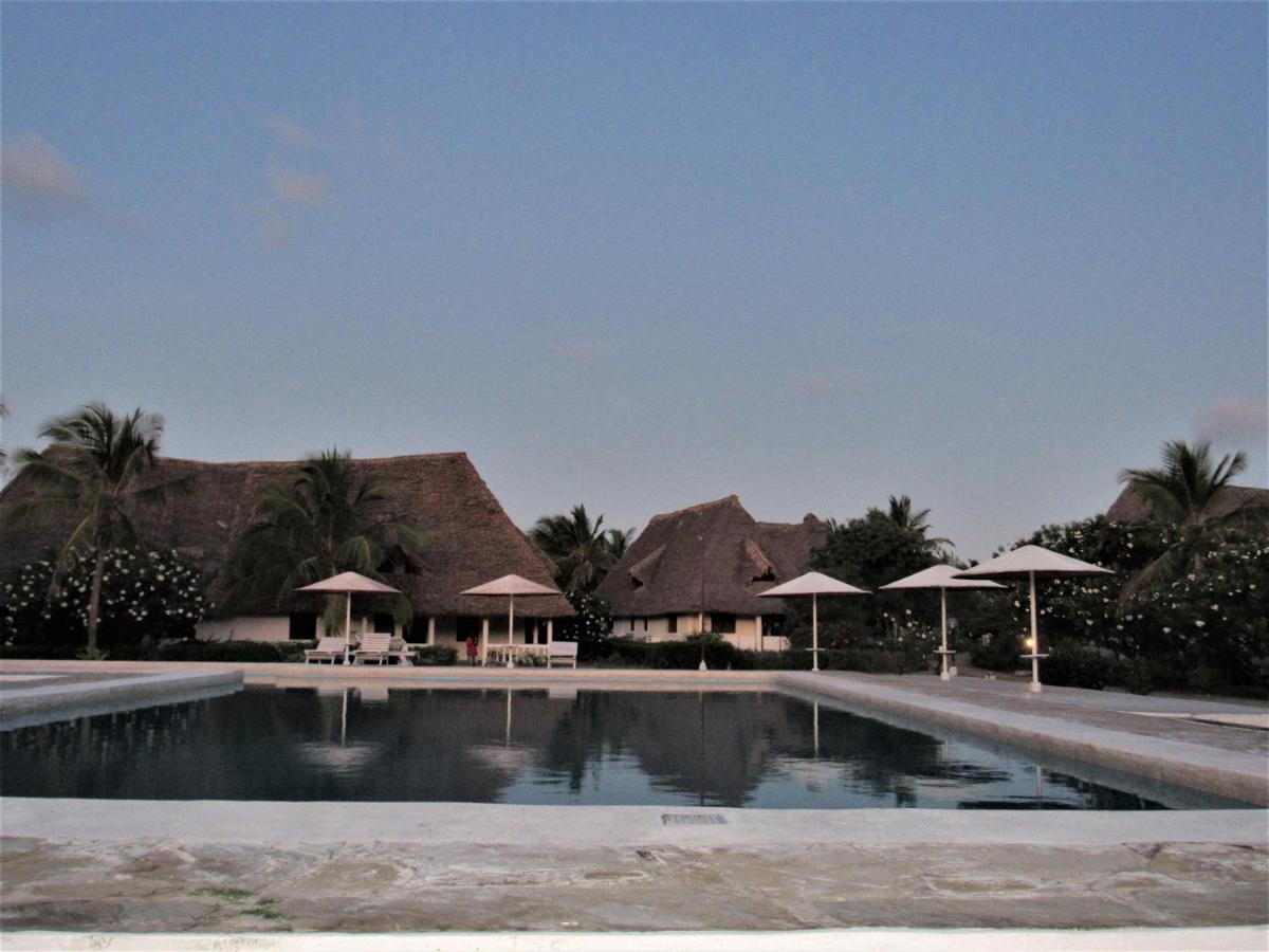 Karibuni Jeds Villas 85 & 86 Mambrui Ngoại thất bức ảnh